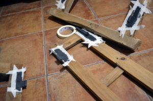 Pintando una ventana rústica