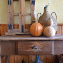 Ventana restaurada de madera