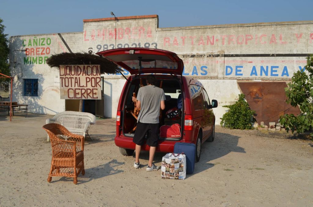 sillones de mimbre del último cestero