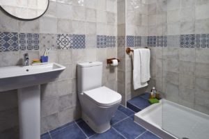 baño compartido casa rural melones