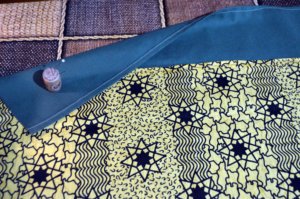 Cosiendo fundas de cojín